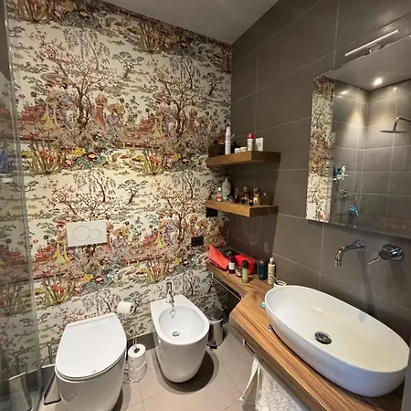 Chez Moi